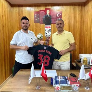 1966 turansporda emrah erdogan donemi NmF6SOFv