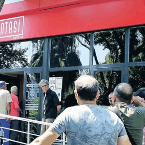 her kesimden vatandas akin ediyor kent lokantasi kendi kulturunu olusturdu BSD7u6Ja