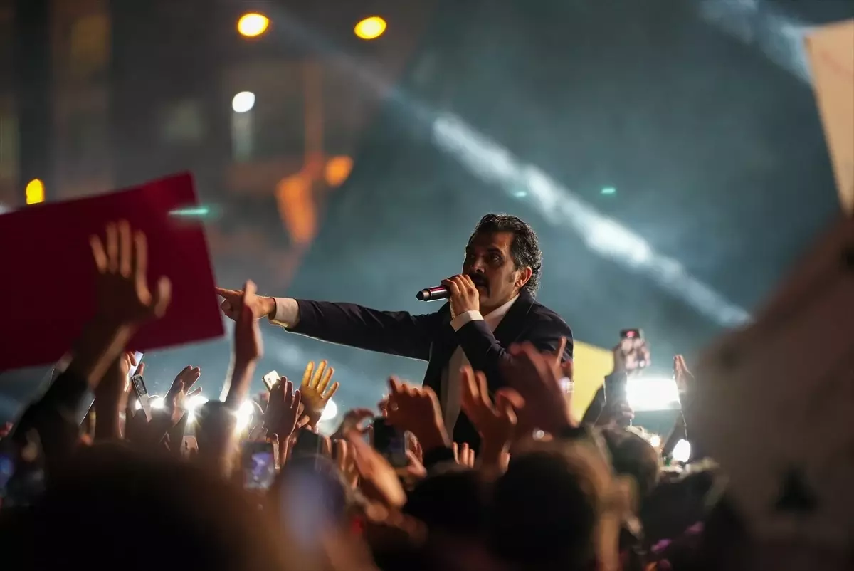 bayhan diyarbakirda konser verdi xgZ7HNXh.jpg