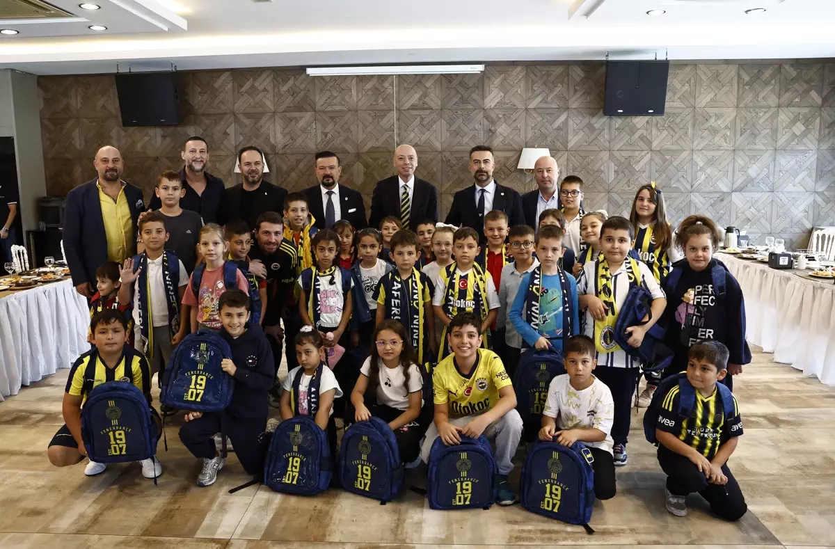 fenerbahceden her deplasman bir okul projesi Ufj3CL6S