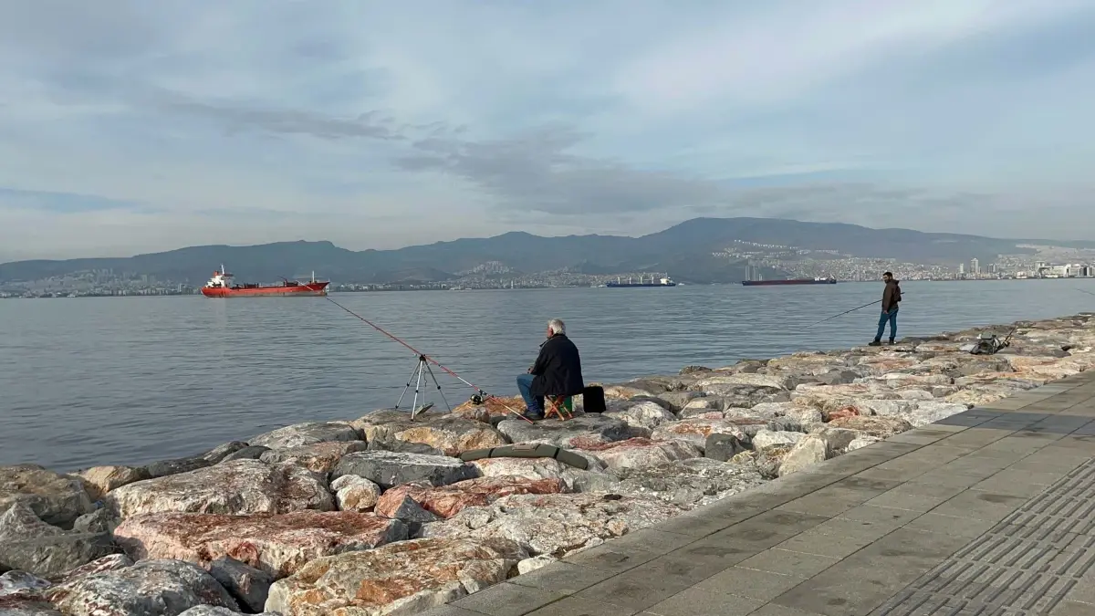 izmirde balikci oltasina insan kafatasi takildi MCzgzObN.jpg