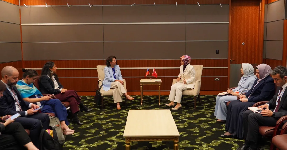 bakan goktas 2 dunya sosyal kalkinma zirvesi icin katarda ut9dtPEA.webp