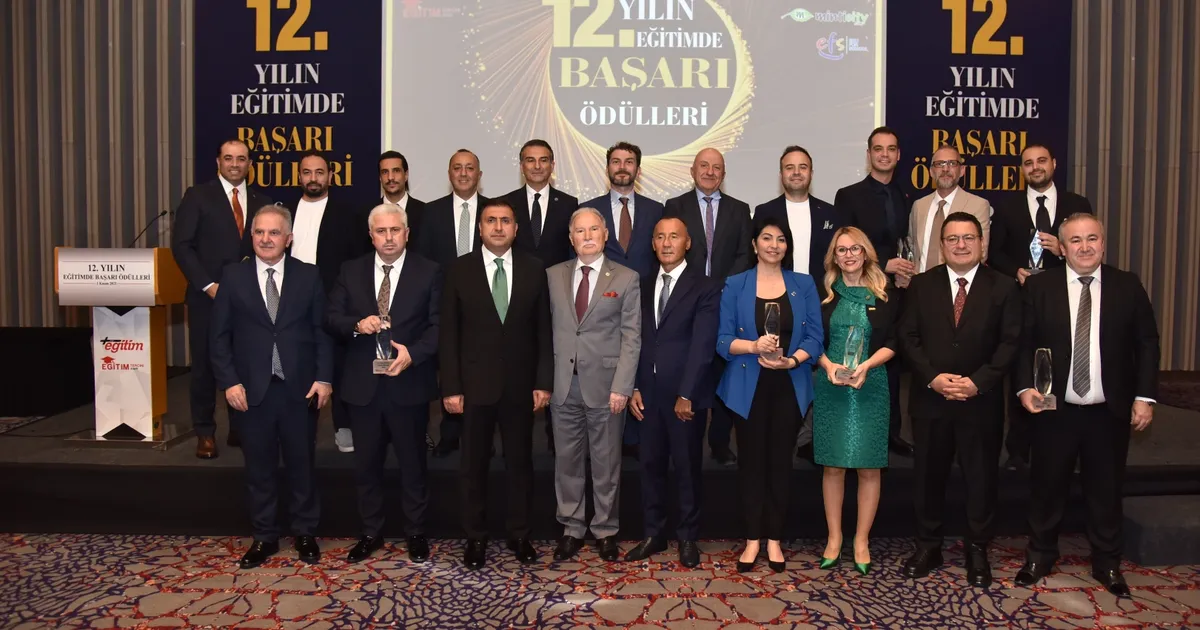 emko egitim cozumlerine yilin egitim teknolojileri sirketi odulu 2WN8UmHc.webp