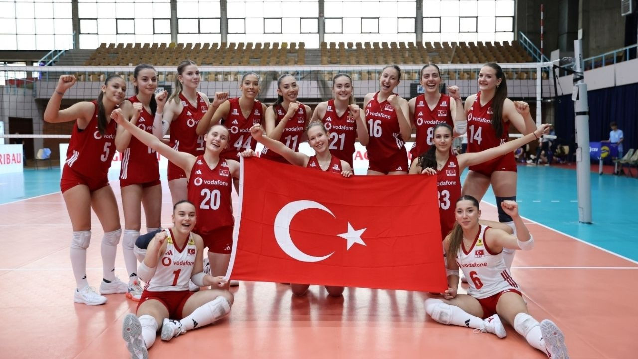 16, 17 fark etmez bizim kızlar affetmez! Galibiyet bizim zafer bizim Haber gorseli